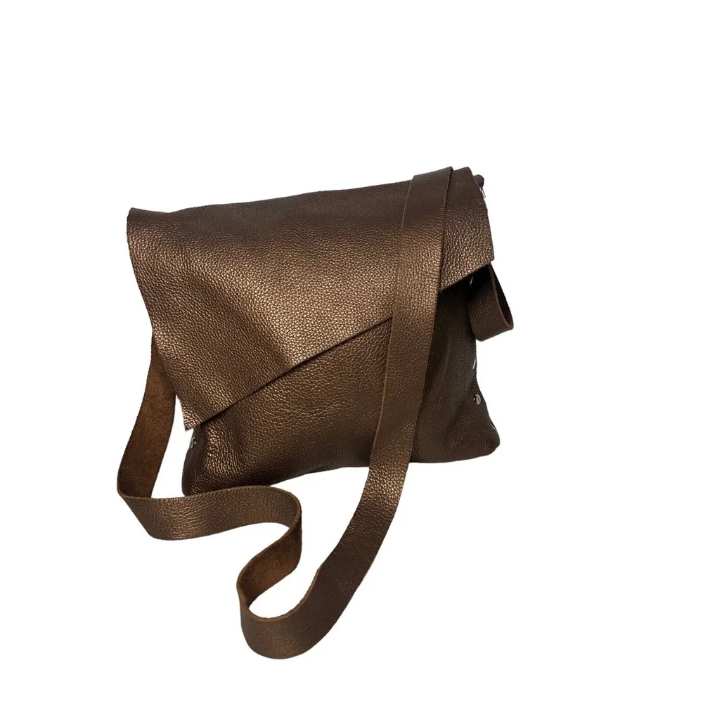 Gold Pebble Leather Purse Womens Grommet Open Flap Crossbody Vintage Y2K‎